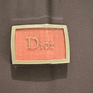 Dior Coral Compact: Rosy Glow 001 Pink